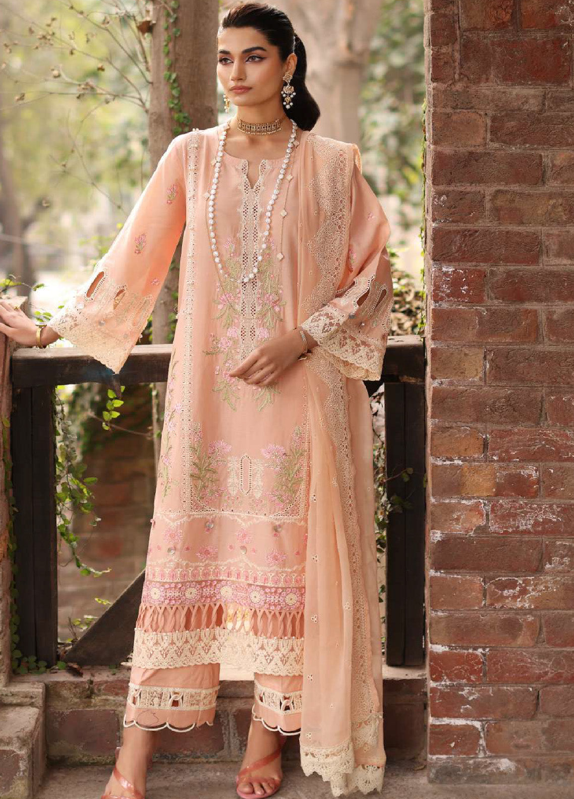 Kahf Festive Luxury Embroidered Lawn 3 Piece Unstitched Suit K24FLL-11 MAAHRU Kahf Festive Luxury Embroidered Lawn 3 Piece Unstitched Suit K24FLL-11 MAAHRU