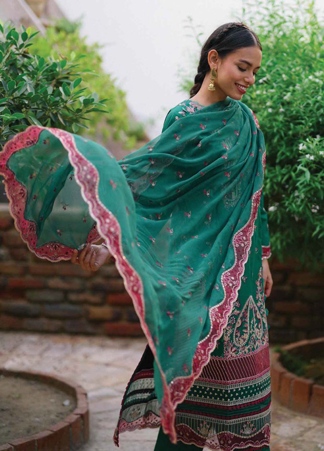 Qline By Qalamkar Embroidered Linen Unstitched 3 Piece Suit - 13 Qline By Qalamkar Embroidered Linen Unstitched 3 Piece Suit - 13
