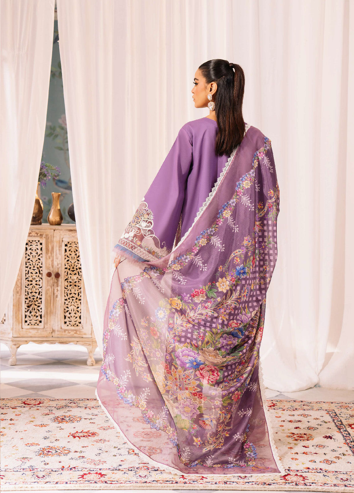 La'Hira By Bin Ilyas Embroidered Spring Lawn 3 Piece Unstitched Suit BI24LHSL-201-B La'Hira By Bin Ilyas Embroidered Spring Lawn 3 Piece Unstitched Suit BI24LHSL-201-B