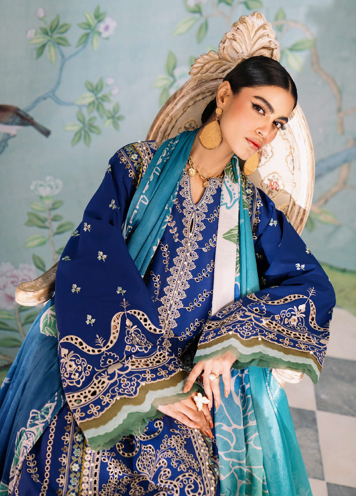 La'Hira By Bin Ilyas Embroidered Spring Lawn 3 Piece Unstitched Suit BI24LHSL-202-A La'Hira By Bin Ilyas Embroidered Spring Lawn 3 Piece Unstitched Suit BI24LHSL-202-A