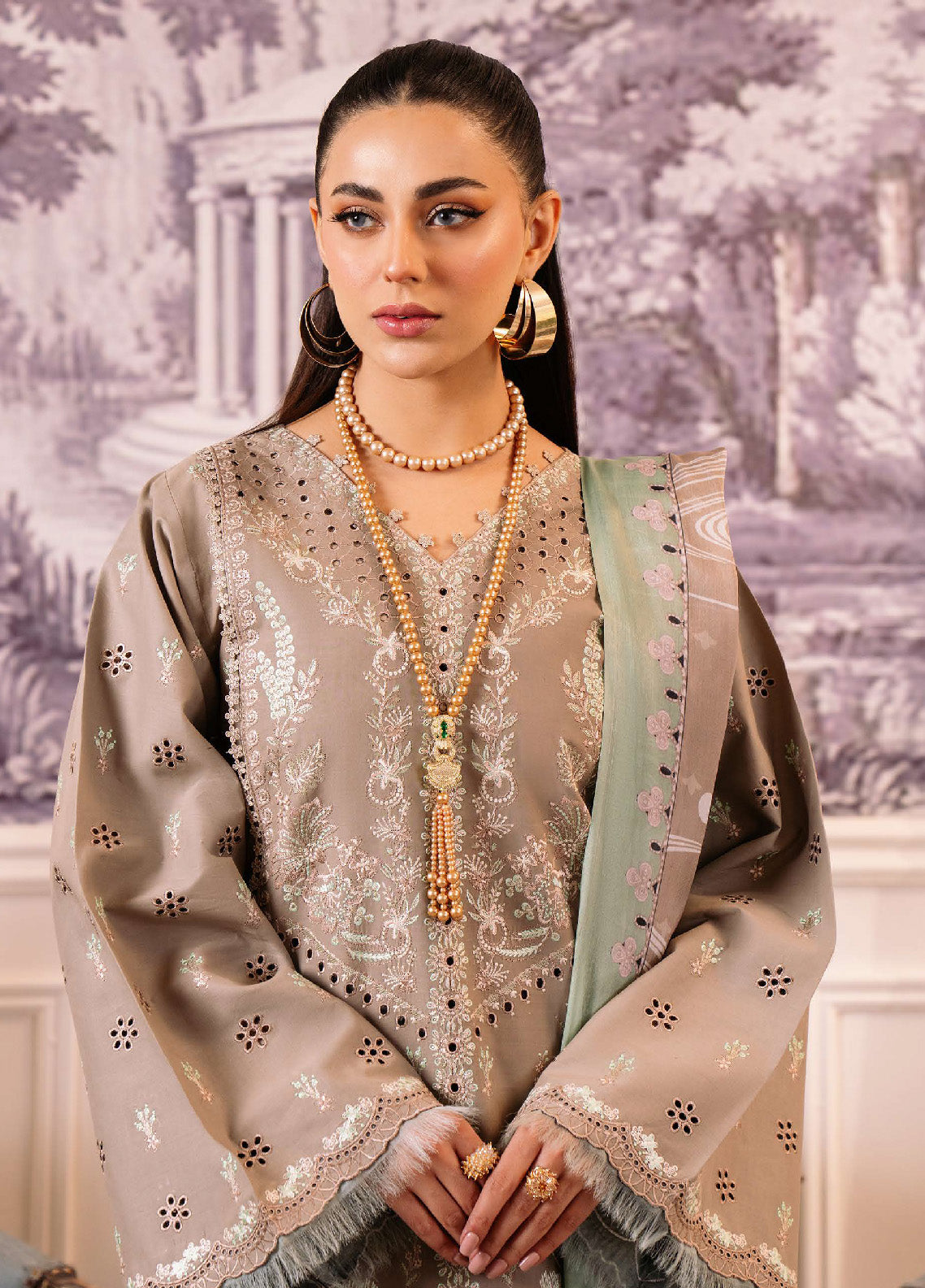 La'Hira By Bin Ilyas Embroidered Spring Lawn 3 Piece Unstitched Suit BI24LHSL-203-A La'Hira By Bin Ilyas Embroidered Spring Lawn 3 Piece Unstitched Suit BI24LHSL-203-A