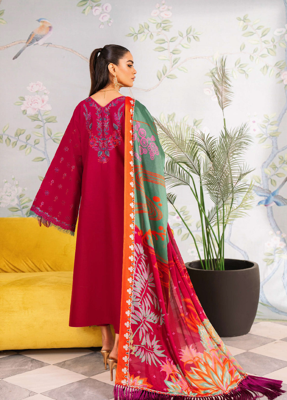 La'Hira By Bin Ilyas Embroidered Spring Lawn 3 Piece Unstitched Suit BI24LHSL-203-B La'Hira By Bin Ilyas Embroidered Spring Lawn 3 Piece Unstitched Suit BI24LHSL-203-B