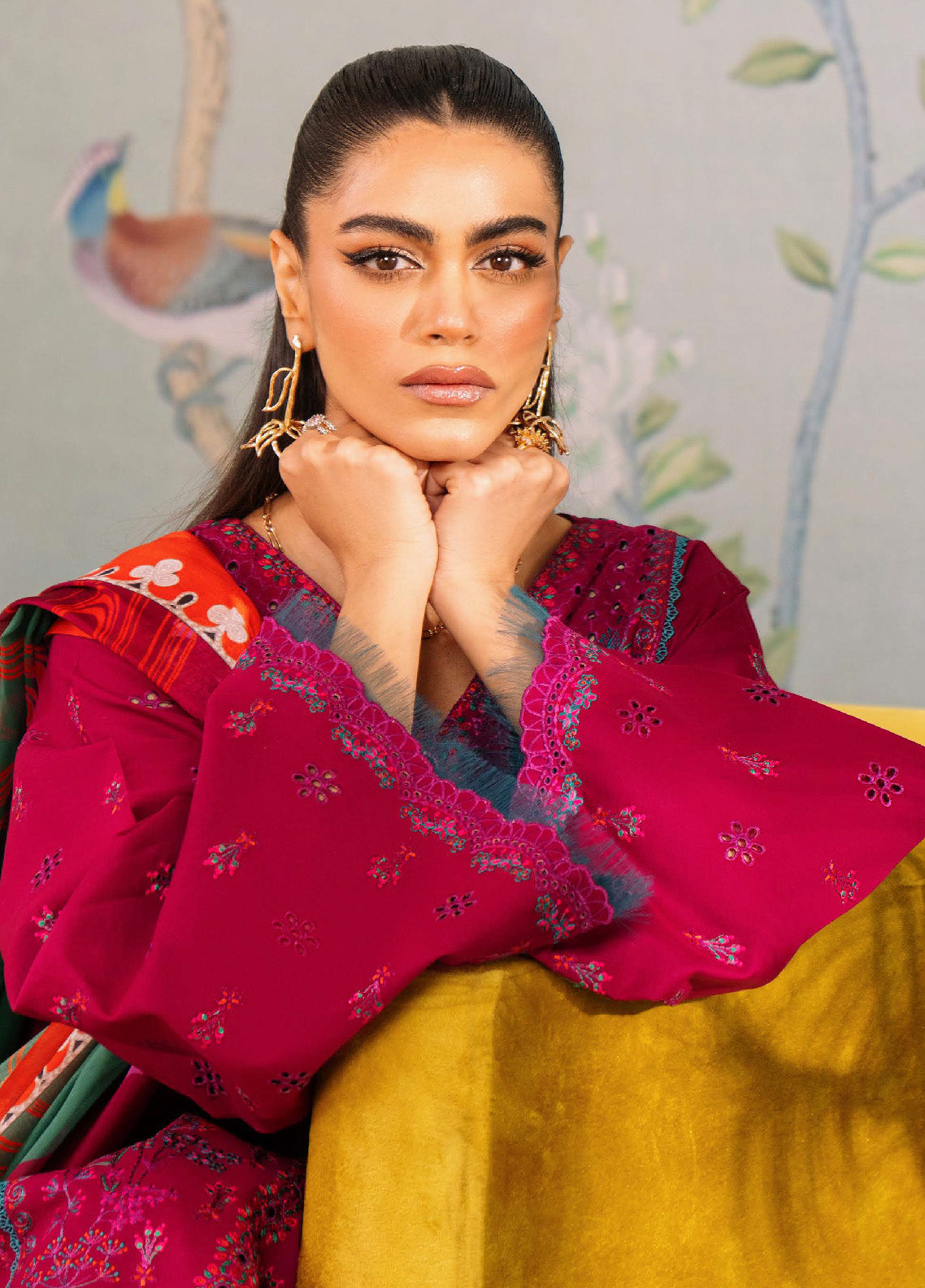 La'Hira By Bin Ilyas Embroidered Spring Lawn 3 Piece Unstitched Suit BI24LHSL-203-B La'Hira By Bin Ilyas Embroidered Spring Lawn 3 Piece Unstitched Suit BI24LHSL-203-B