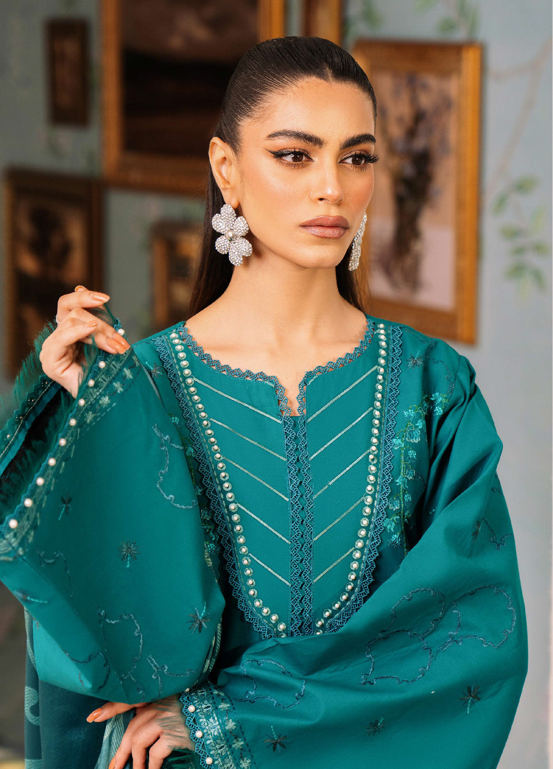 La'Hira By Bin Ilyas Embroidered Spring Lawn 3 Piece Unstitched Suit BI24LHSL-207-A La'Hira By Bin Ilyas Embroidered Spring Lawn 3 Piece Unstitched Suit BI24LHSL-207-A