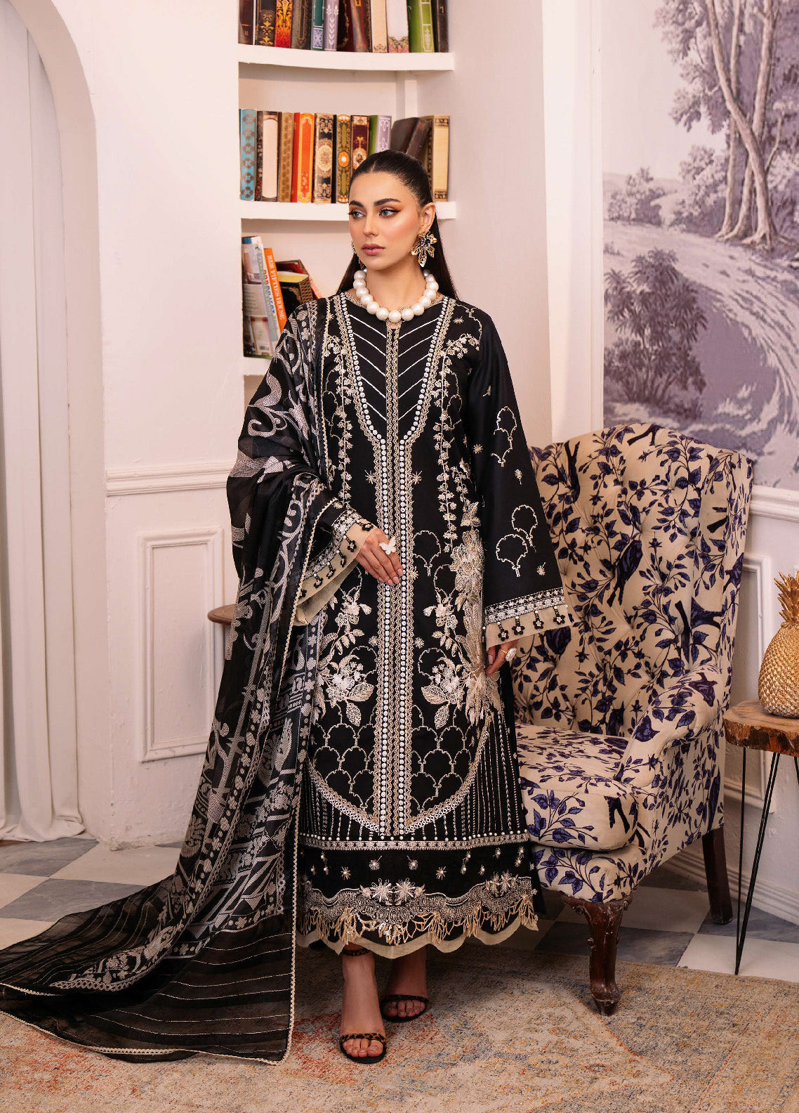 La'Hira By Bin Ilyas Embroidered Spring Lawn 3 Piece Unstitched Suit BI24LHSL-207-B La'Hira By Bin Ilyas Embroidered Spring Lawn 3 Piece Unstitched Suit BI24LHSL-207-B
