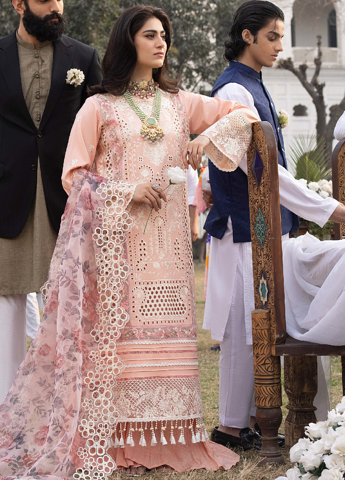 Mahrukh By Mahnur Luxury Lawn 3 Piece Unstitched Suit M24MLL-DAISY Mahrukh By Mahnur Luxury Lawn 3 Piece Unstitched Suit M24MLL-DAISY