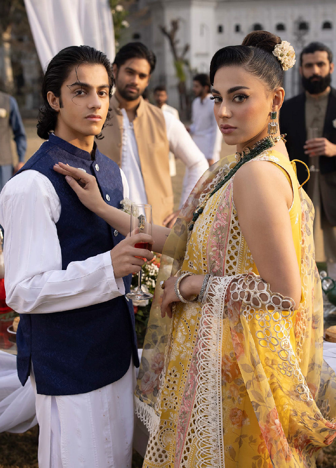 Mahrukh By Mahnur Luxury Lawn 3 Piece Unstitched Suit M24MLL-DELIA Mahrukh By Mahnur Luxury Lawn 3 Piece Unstitched Suit M24MLL-DELIA