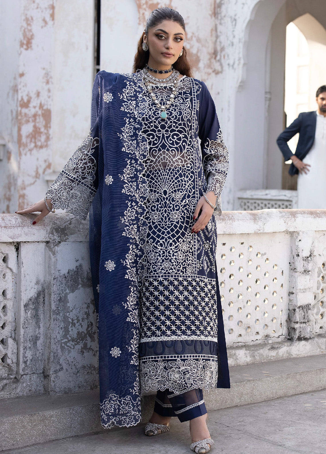 Mahrukh By Mahnur Luxury Lawn 3 Piece Unstitched Suit M24MLL-DUSK Mahrukh By Mahnur Luxury Lawn 3 Piece Unstitched Suit M24MLL-DUSK