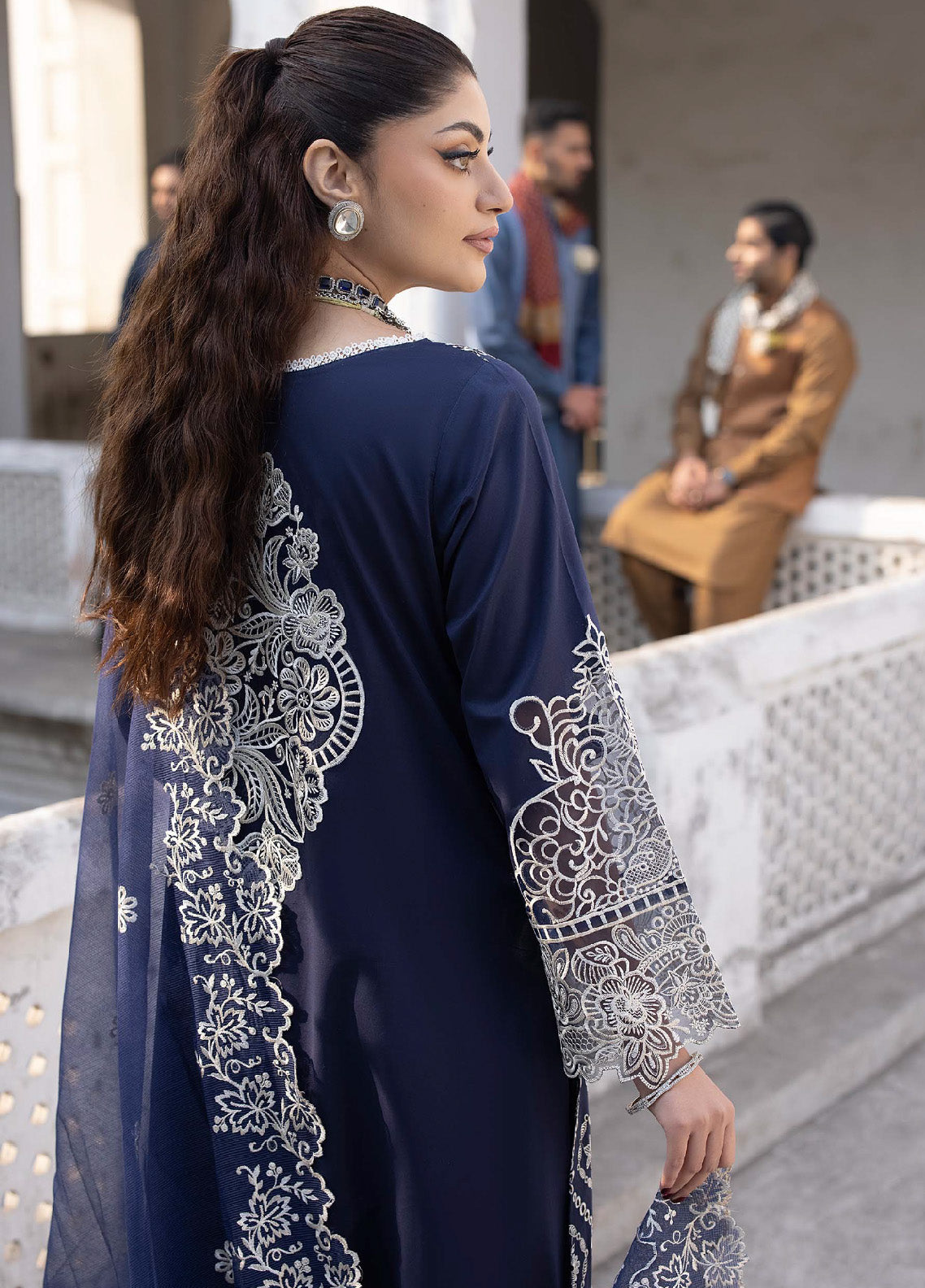Mahrukh By Mahnur Luxury Lawn 3 Piece Unstitched Suit M24MLL-DUSK Mahrukh By Mahnur Luxury Lawn 3 Piece Unstitched Suit M24MLL-DUSK