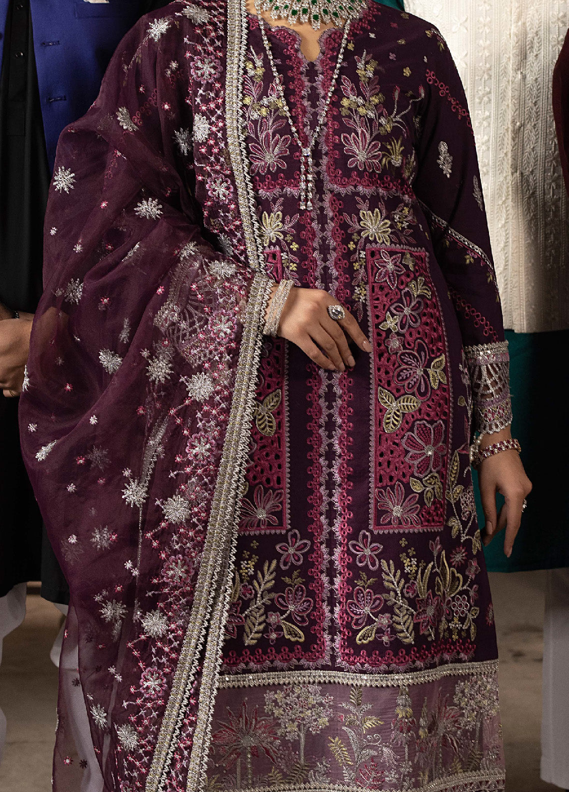 Mahrukh By Mahnur Luxury Lawn 3 Piece Unstitched Suit M24MLL-ESME Mahrukh By Mahnur Luxury Lawn 3 Piece Unstitched Suit M24MLL-ESME