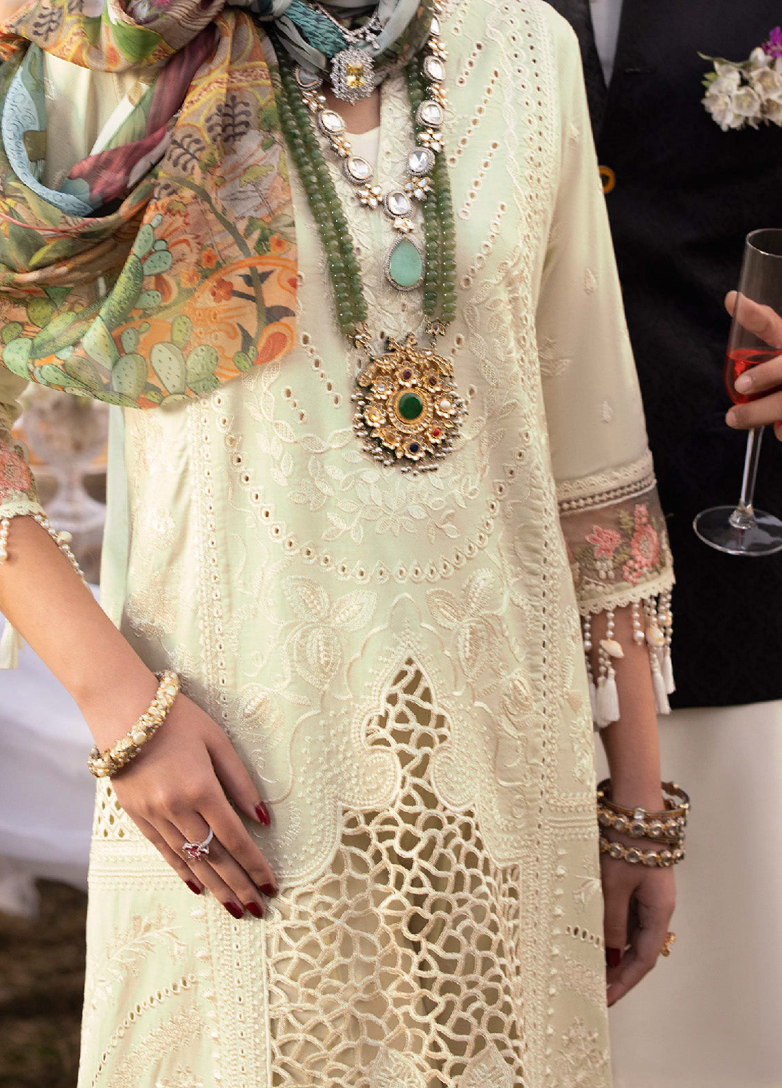 Mahrukh By Mahnur Luxury Lawn 3 Piece Unstitched Suit M24MLL-LILLY Mahrukh By Mahnur Luxury Lawn 3 Piece Unstitched Suit M24MLL-LILLY