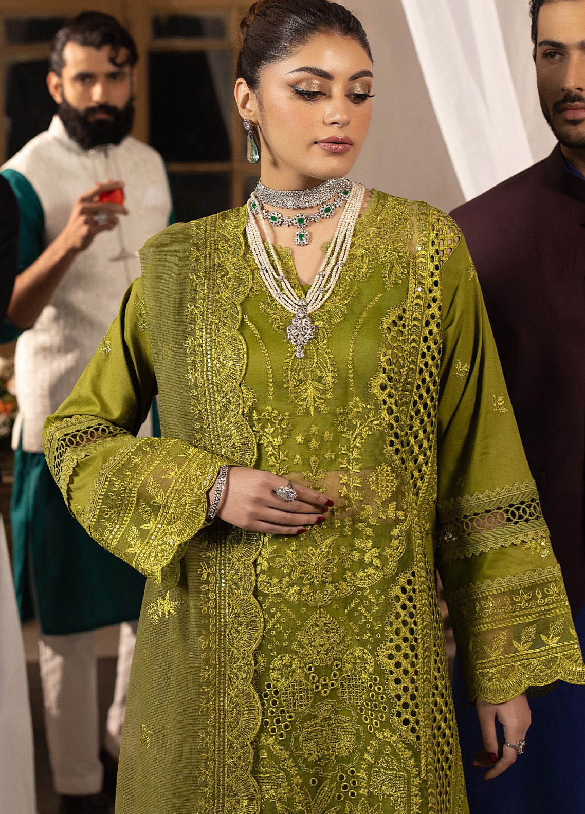 Mahrukh By Mahnur Luxury Lawn 3 Piece Unstitched Suit M24MLL-MALVA Mahrukh By Mahnur Luxury Lawn 3 Piece Unstitched Suit M24MLL-MALVA