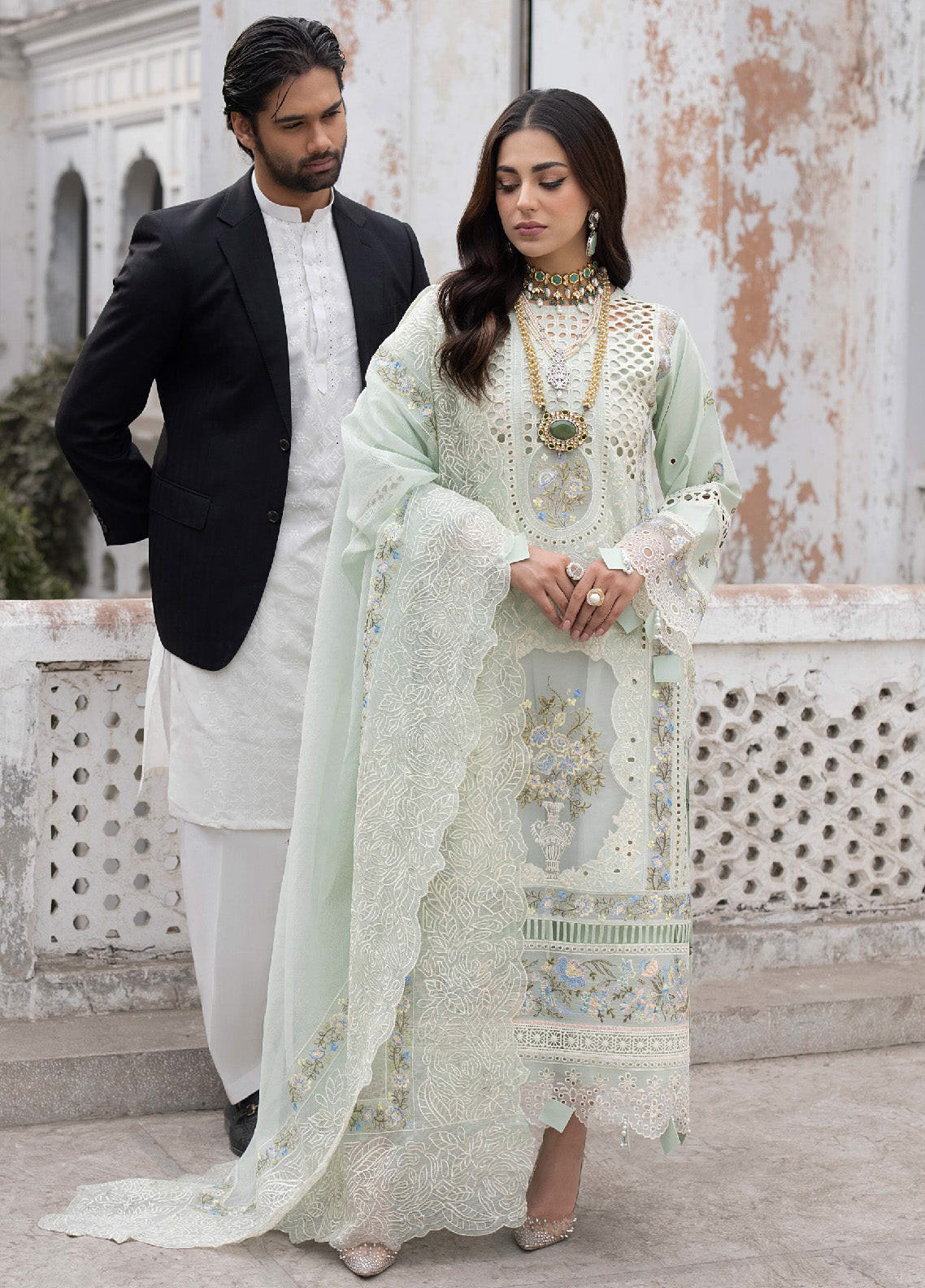 Mahrukh By Mahnur Luxury Lawn 3 Piece Unstitched Suit M24MLL-SELINA Mahrukh By Mahnur Luxury Lawn 3 Piece Unstitched Suit M24MLL-SELINA