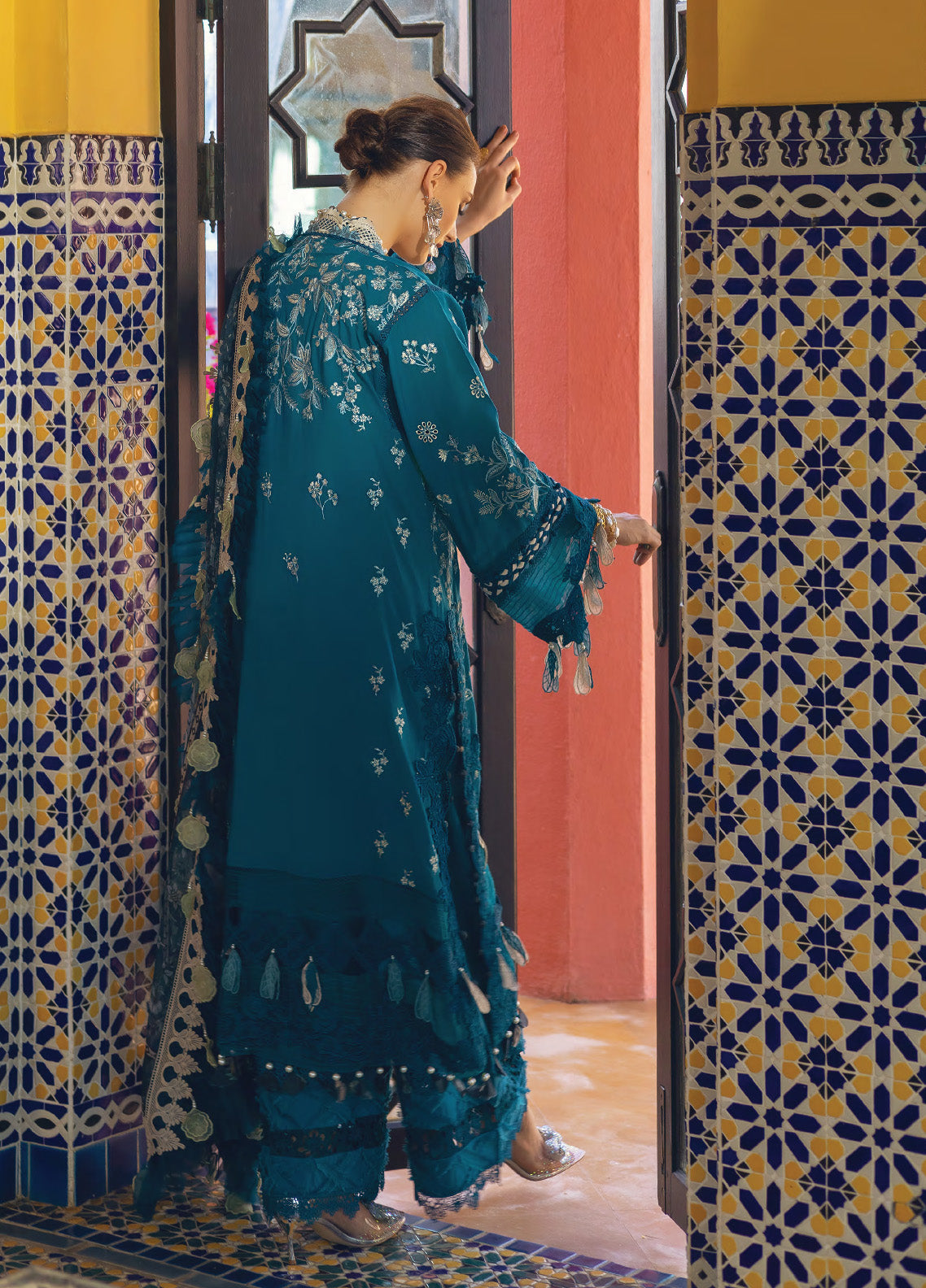 Neroli By Annus Abrar Luxury Embroidered Lawn 3 Piece Unstitched Suit AA24NLL-05 RIBA Neroli By Annus Abrar Luxury Embroidered Lawn 3 Piece Unstitched Suit AA24NLL-05 RIBA
