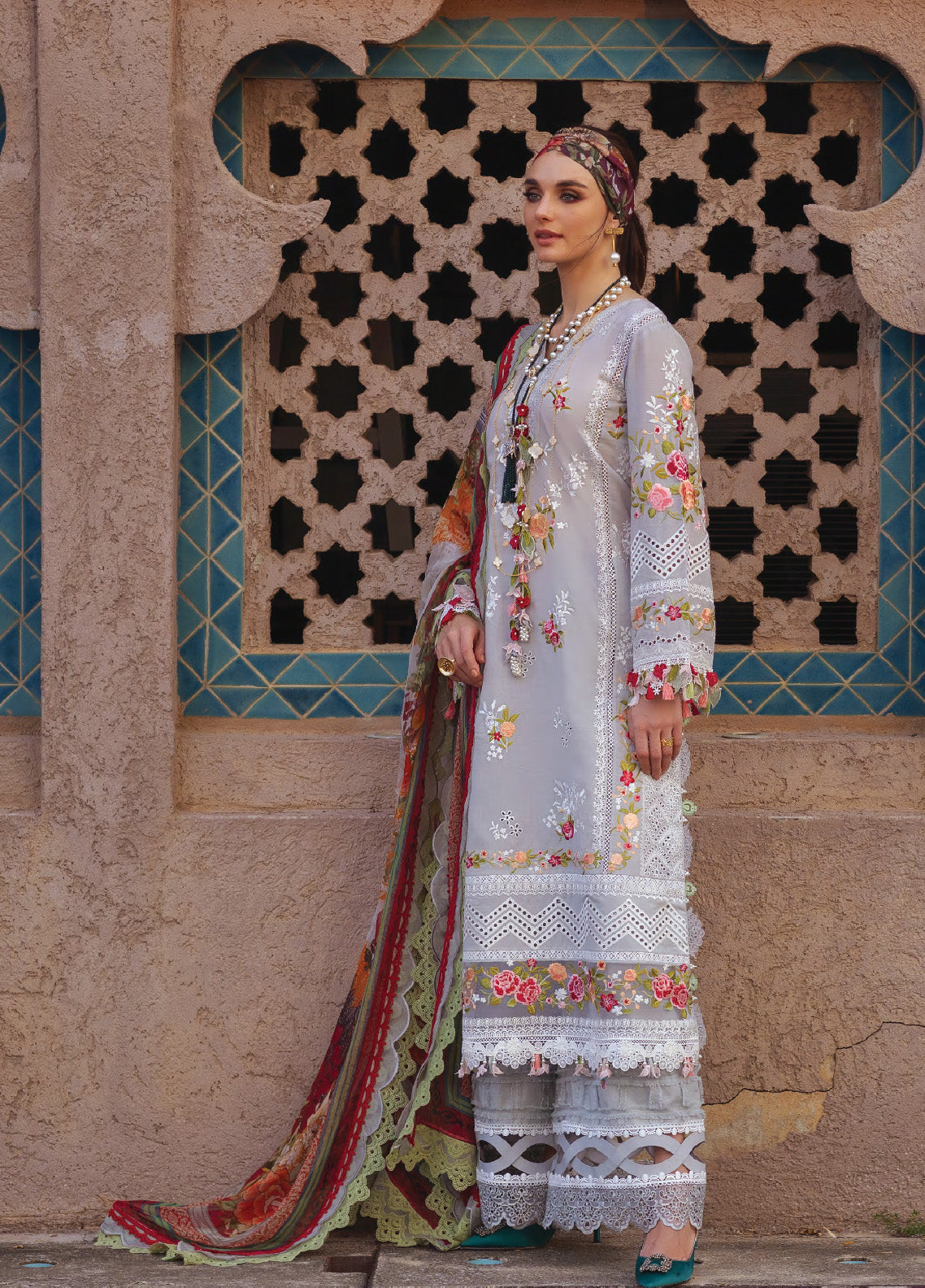 Neroli By Annus Abrar Luxury Embroidered Lawn 3 Piece Unstitched Suit AA24NLL-09 SERA Neroli By Annus Abrar Luxury Embroidered Lawn 3 Piece Unstitched Suit AA24NLL-09 SERA