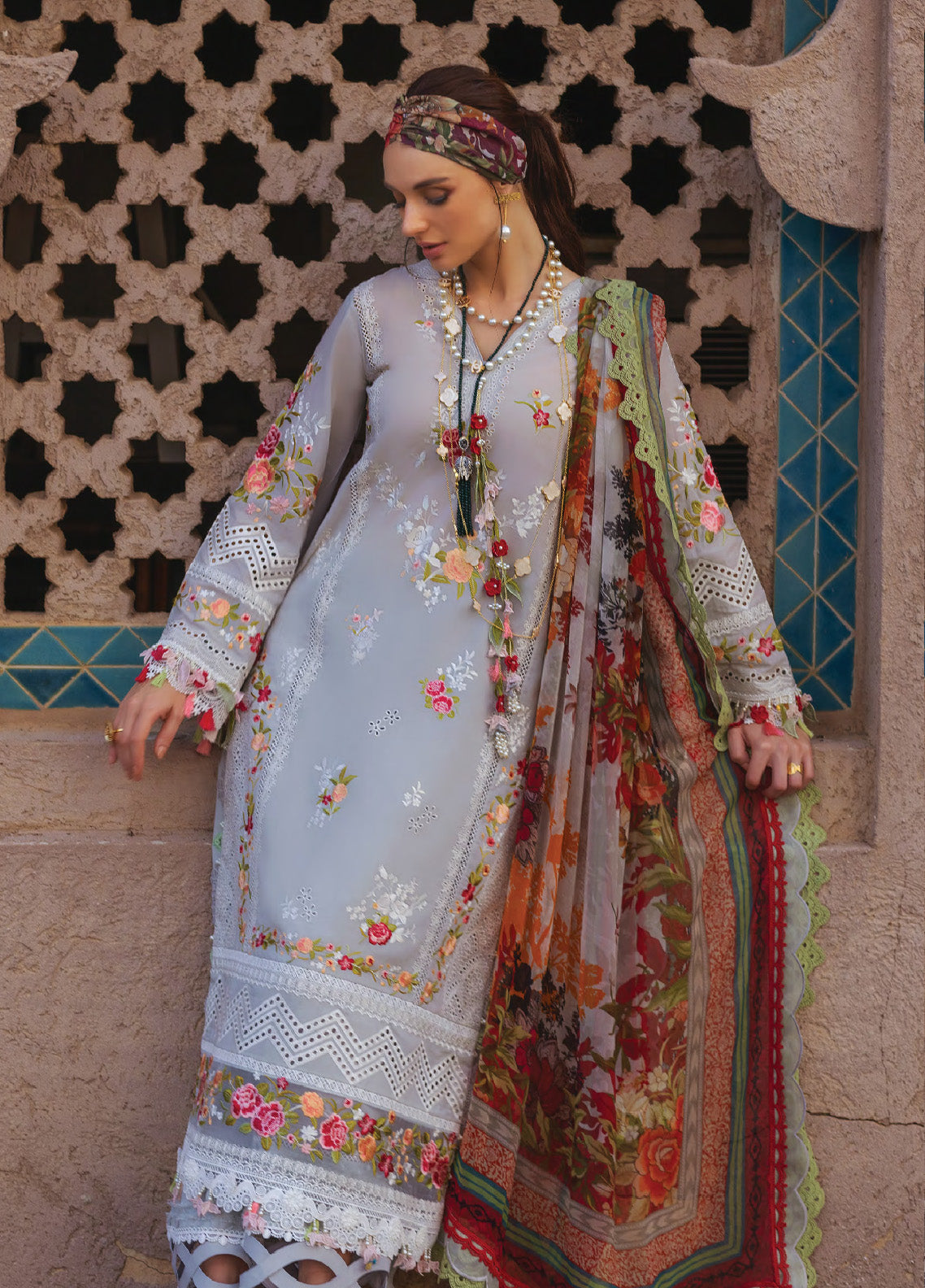 Neroli By Annus Abrar Luxury Embroidered Lawn 3 Piece Unstitched Suit AA24NLL-09 SERA Neroli By Annus Abrar Luxury Embroidered Lawn 3 Piece Unstitched Suit AA24NLL-09 SERA