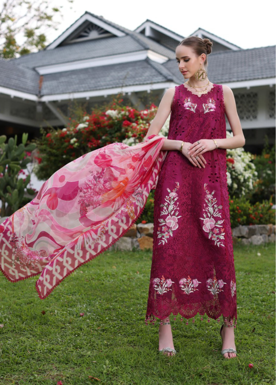 Noor By Saadia Asad Luxury Chikankari Lawn 3 Piece Unstitched Suit NBSA24LCL D-10A Noor By Saadia Asad Luxury Chikankari Lawn 3 Piece Unstitched Suit NBSA24LCL D-10A