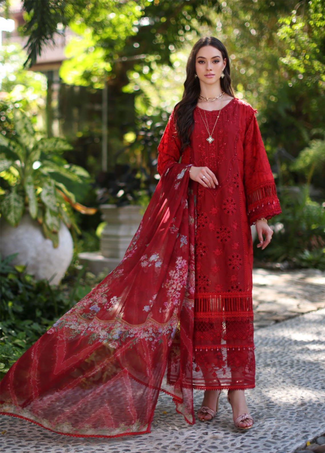 Noor By Saadia Asad Luxury Chikankari Lawn 3 Piece Unstitched Suit NBSA24LCL D-2B Noor By Saadia Asad Luxury Chikankari Lawn 3 Piece Unstitched Suit NBSA24LCL D-2B