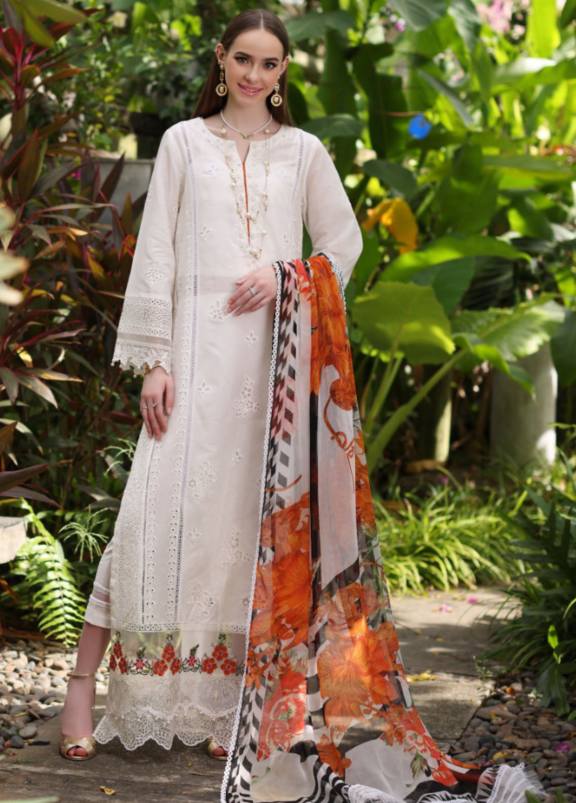 Noor By Saadia Asad Luxury Chikankari Lawn 3 Piece Unstitched Suit NBSA24LCL D-6B Noor By Saadia Asad Luxury Chikankari Lawn 3 Piece Unstitched Suit NBSA24LCL D-6B
