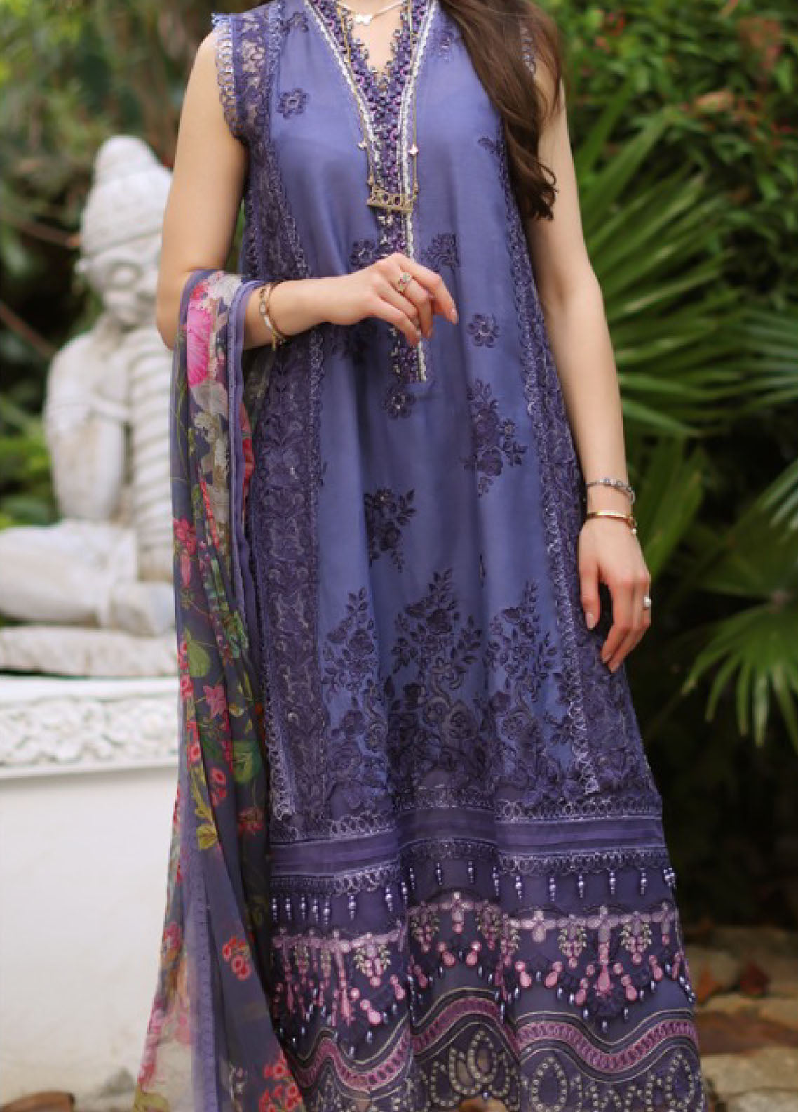 Noor By Saadia Asad Luxury Chikankari Lawn 3 Piece Unstitched Suit NBSA24LCL D-8A Noor By Saadia Asad Luxury Chikankari Lawn 3 Piece Unstitched Suit NBSA24LCL D-8A