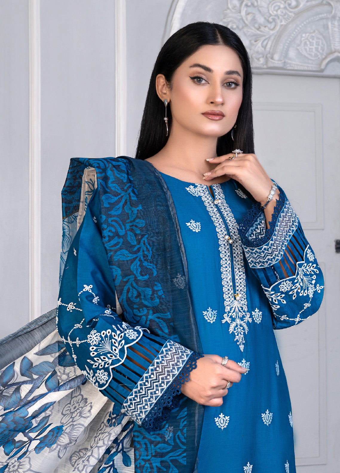 Noorjahan Mushq Chikankari Lawn 3 Piece Unstitched Suit NJ24MCLL-05 Noorjahan Mushq Chikankari Lawn 3 Piece Unstitched Suit NJ24MCLL-05