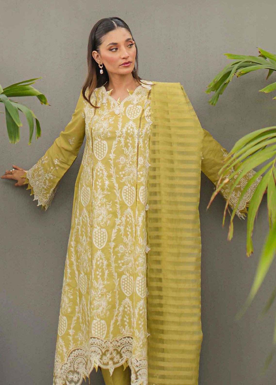 Qalamkar Qline Embroidered Lawn 3 Piece Unstitched Suit Q24QEL-02 MELIS Qalamkar Qline Embroidered Lawn 3 Piece Unstitched Suit Q24QEL-02 MELIS