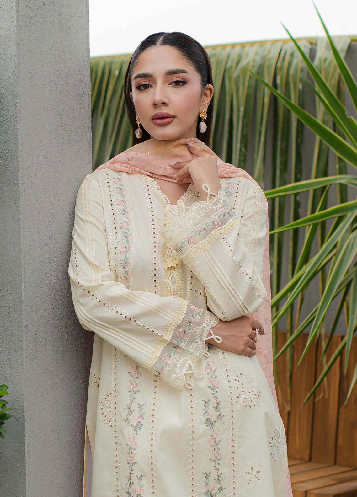 Qalamkar Qline Embroidered Lawn 3 Piece Unstitched Suit Q24QEL-05 MELIORA Qalamkar Qline Embroidered Lawn 3 Piece Unstitched Suit Q24QEL-05 MELIORA