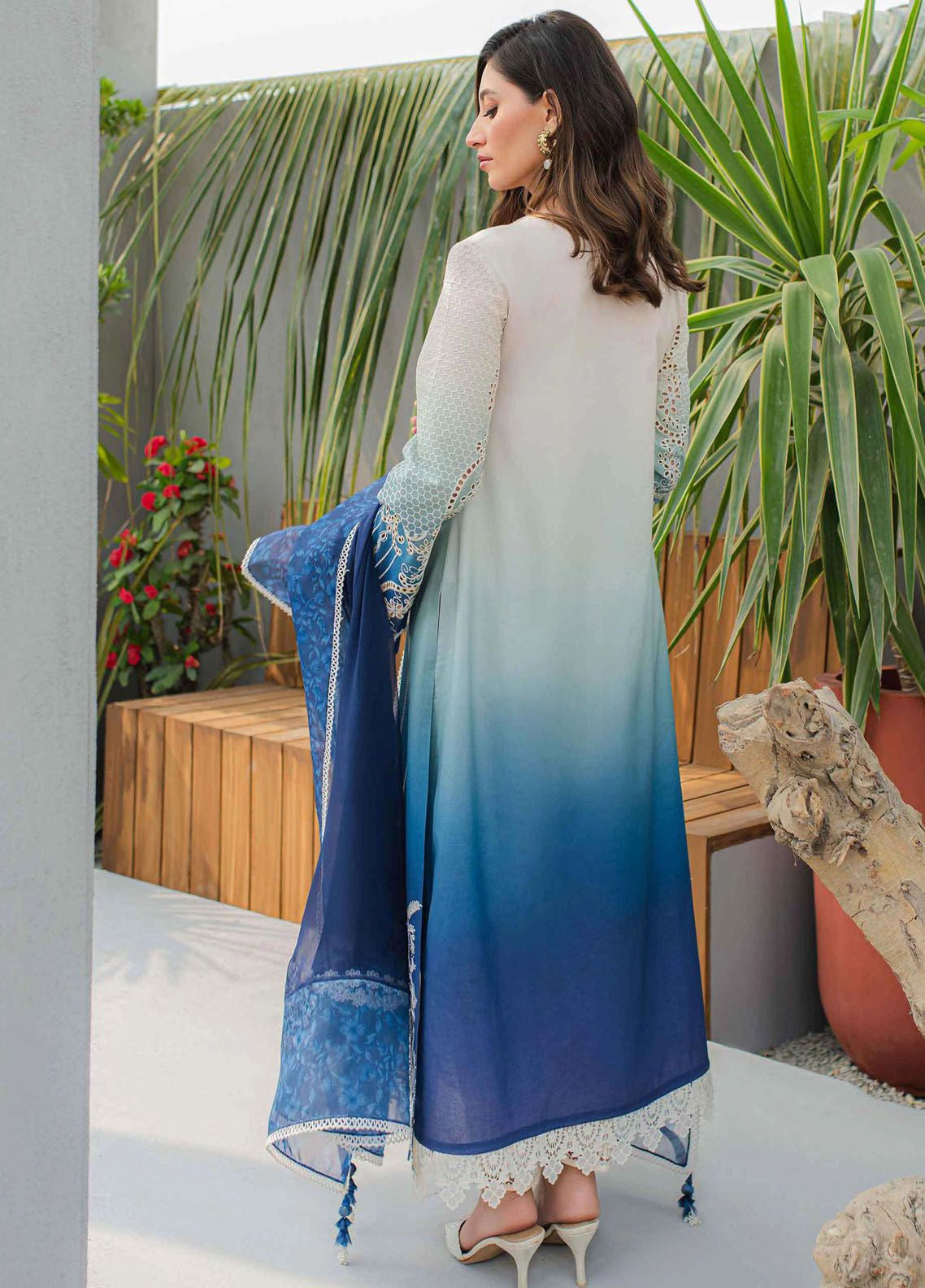 Qalamkar Qline Embroidered Lawn 3 Piece Unstitched Suit Q24QEL-07 ELZA Qalamkar Qline Embroidered Lawn 3 Piece Unstitched Suit Q24QEL-07 ELZA