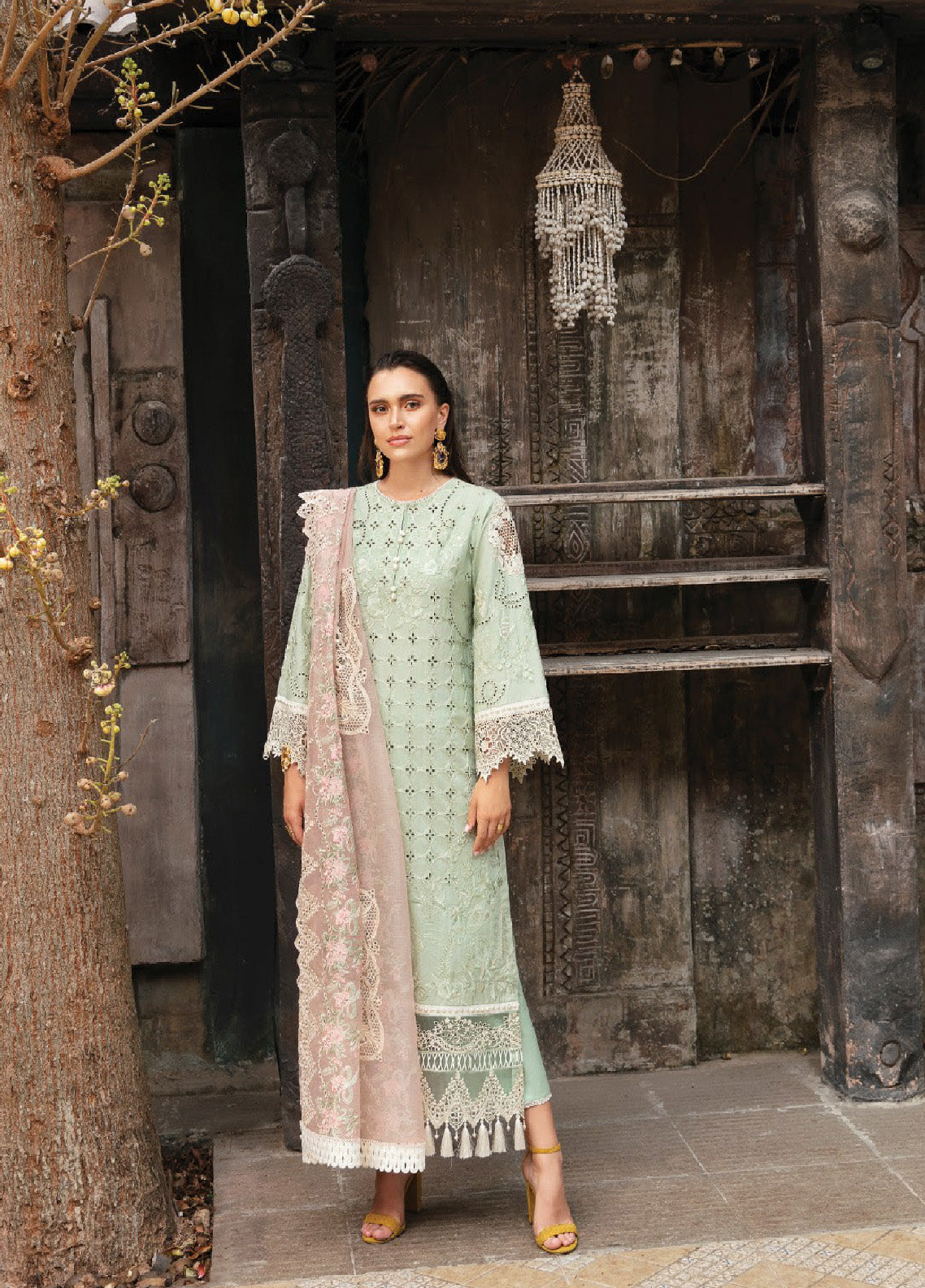 Reve By Serene Luxury Embroidered Lawn 3 Piece Unstitched Suit S24RLL SL-57 Reve By Serene Luxury Embroidered Lawn 3 Piece Unstitched Suit S24RLL SL-57