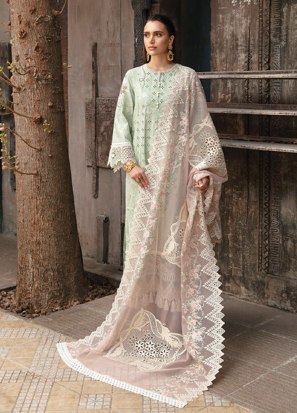 Reve By Serene Luxury Embroidered Lawn 3 Piece Unstitched Suit S24RLL SL-57 Reve By Serene Luxury Embroidered Lawn 3 Piece Unstitched Suit S24RLL SL-57