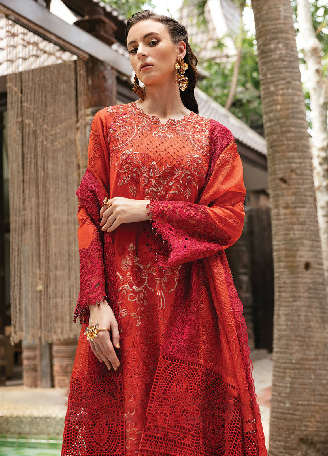 Reve By Serene Luxury Embroidered Lawn 3 Piece Unstitched Suit S24RLL SL-61 Reve By Serene Luxury Embroidered Lawn 3 Piece Unstitched Suit S24RLL SL-61