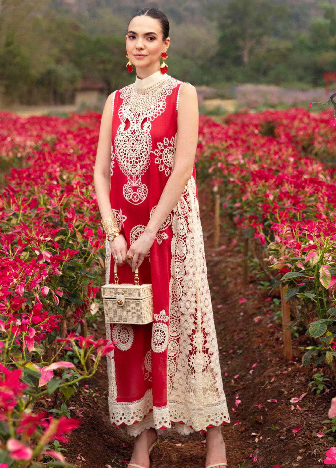Sable Vogue Luxury Embroidered Swiss Lawn 3 Piece Unstitched Suit SV24LL-01 CARNELIAN Sable Vogue Luxury Embroidered Swiss Lawn 3 Piece Unstitched Suit SV24LL-01 CARNELIAN