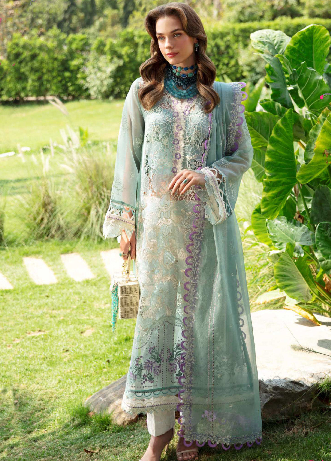 Sable Vogue Luxury Embroidered Swiss Lawn 3 Piece Unstitched Suit SV24LL-02 AFROZ Sable Vogue Luxury Embroidered Swiss Lawn 3 Piece Unstitched Suit SV24LL-02 AFROZ