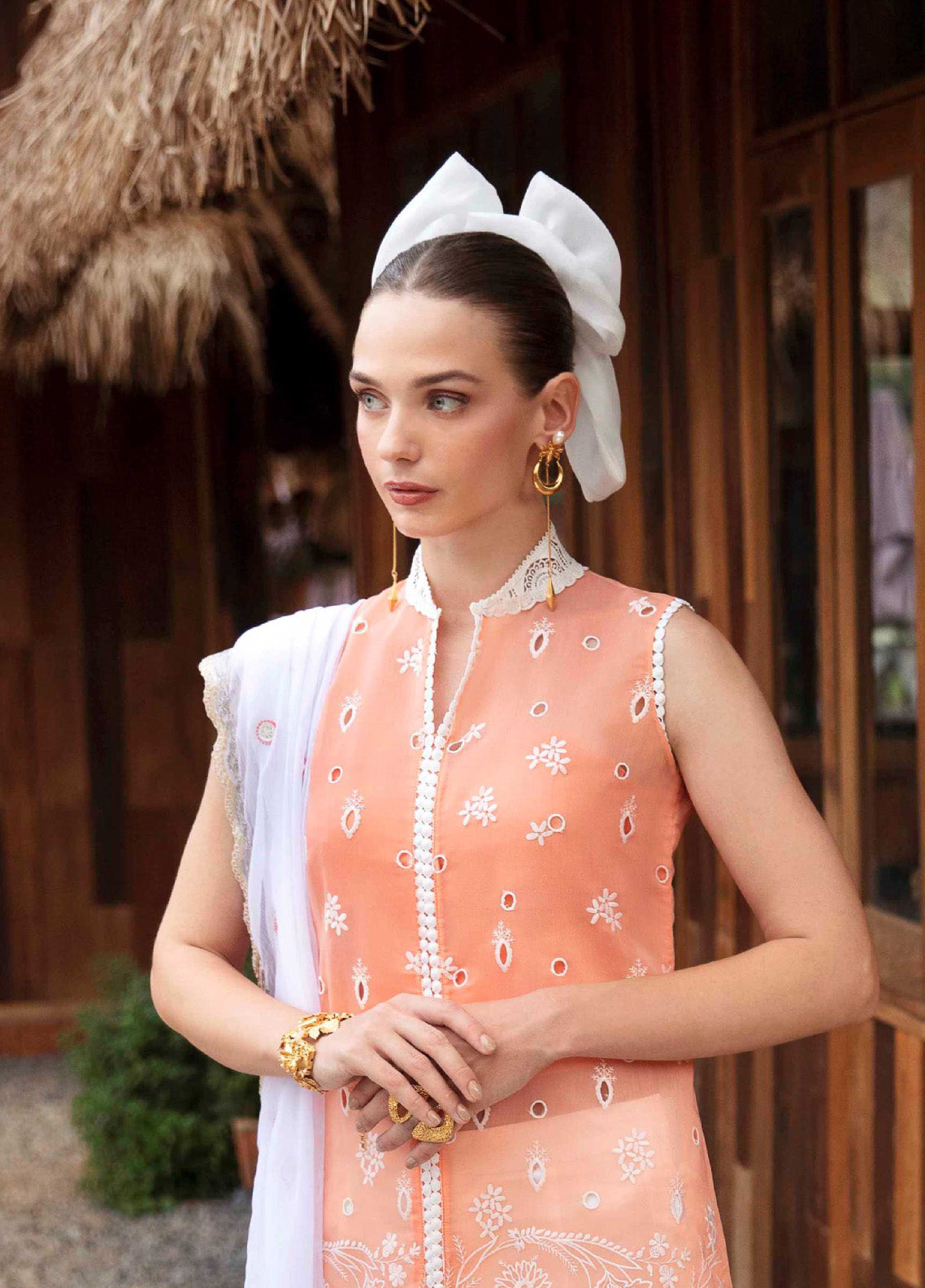 Sable Vogue Luxury Embroidered Swiss Lawn 3 Piece Unstitched Suit SV24LL-05 LINNEA Sable Vogue Luxury Embroidered Swiss Lawn 3 Piece Unstitched Suit SV24LL-05 LINNEA