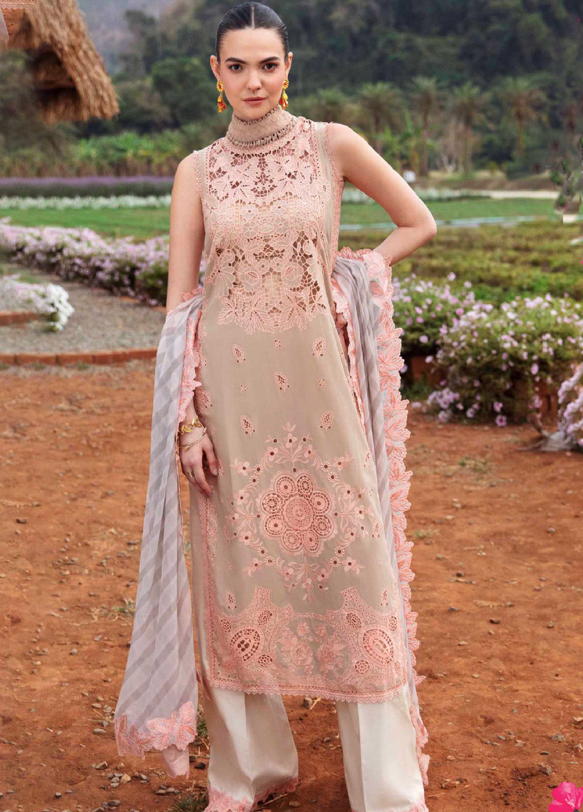 Sable Vogue Luxury Embroidered Swiss Lawn 3 Piece Unstitched Suit SV24LL-06 CLARA Sable Vogue Luxury Embroidered Swiss Lawn 3 Piece Unstitched Suit SV24LL-06 CLARA