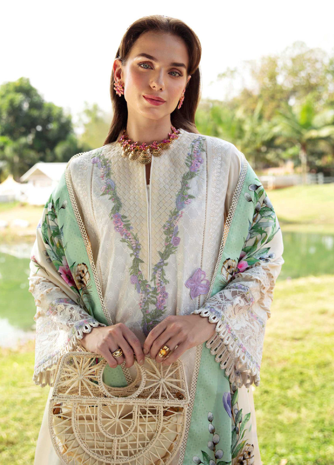 Sable Vogue Luxury Embroidered Lawn 3 Piece Unstitched Suit SV24LL-07 IVY Sable Vogue Luxury Embroidered Lawn 3 Piece Unstitched Suit SV24LL-07 IVY