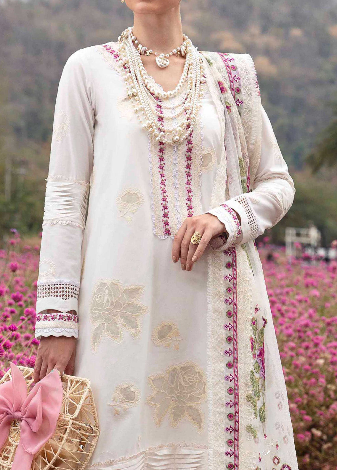 Sable Vogue Luxury Embroidered Lawn 3 Piece Unstitched Suit SV24LL-12 LYRA Sable Vogue Luxury Embroidered Lawn 3 Piece Unstitched Suit SV24LL-12 LYRA