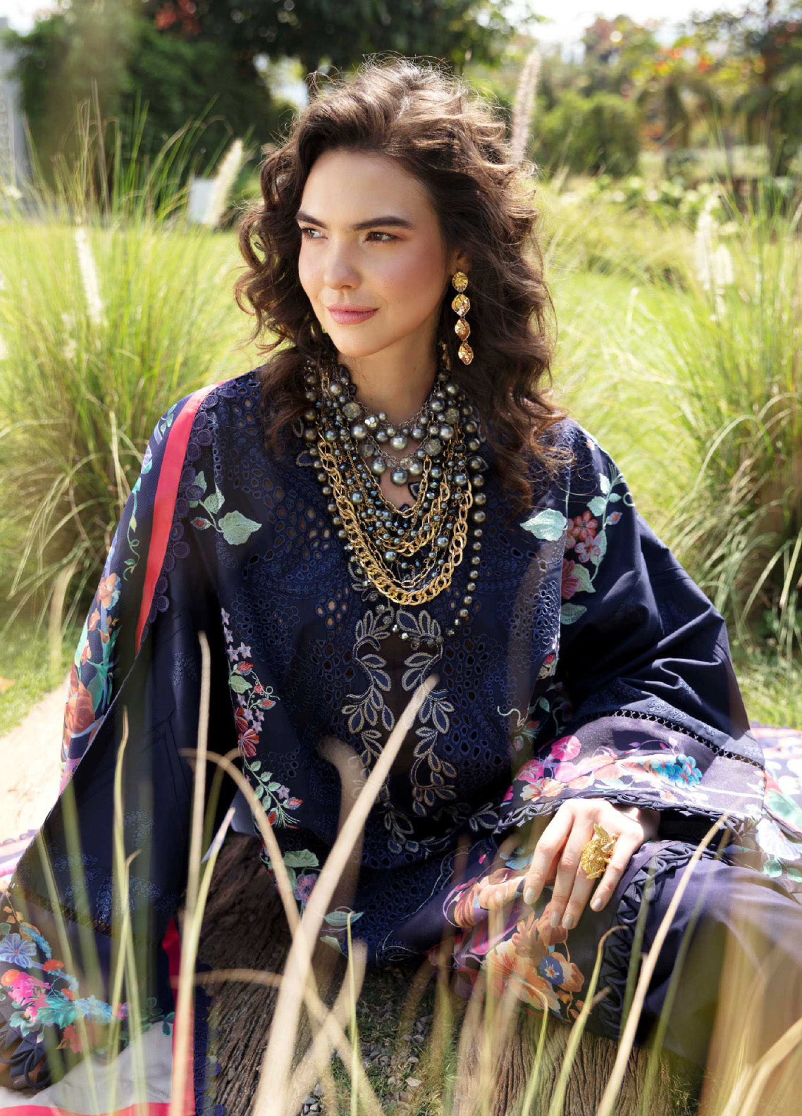 Sable Vogue Luxury Embroidered Lawn 3 Piece Unstitched Suit SV24LL-13 BLOSSOM Sable Vogue Luxury Embroidered Lawn 3 Piece Unstitched Suit SV24LL-13 BLOSSOM