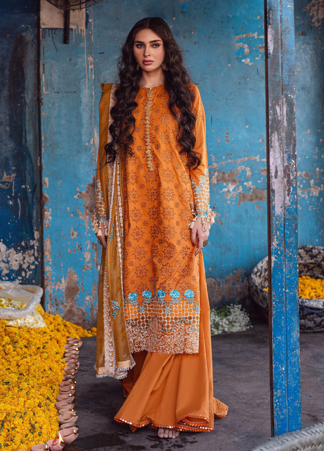 Sahakari By Sahane Chikankari Lawn 3 Piece Unstitched Suit S24SKCL CT-10002 MASHAL Sahakari By Sahane Chikankari Lawn 3 Piece Unstitched Suit S24SKCL CT-10002 MASHAL