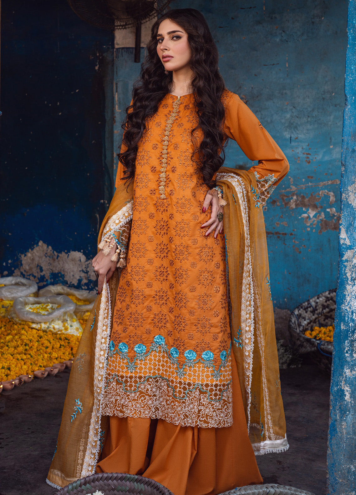 Sahakari By Sahane Chikankari Lawn 3 Piece Unstitched Suit S24SKCL CT-10002 MASHAL Sahakari By Sahane Chikankari Lawn 3 Piece Unstitched Suit S24SKCL CT-10002 MASHAL