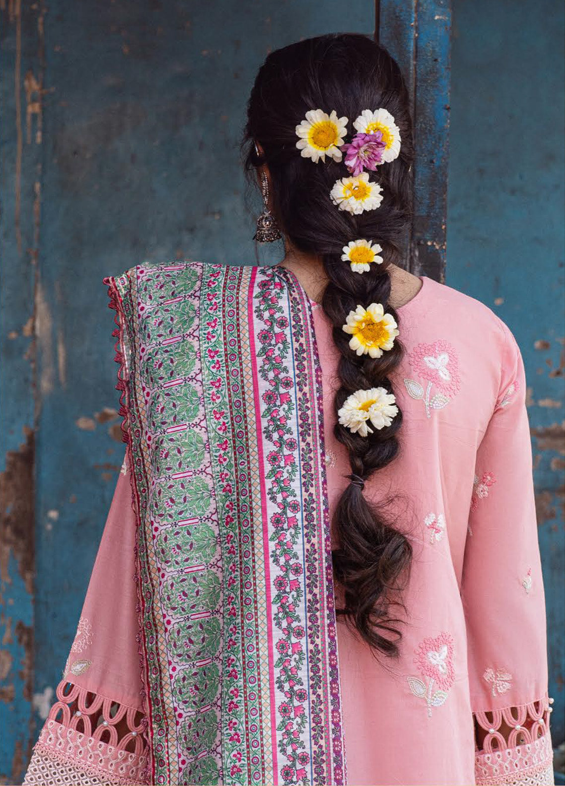 Sahakari By Sahane Chikankari Lawn 3 Piece Unstitched Suit S24SKCL CT-10004 MOHINI Sahakari By Sahane Chikankari Lawn 3 Piece Unstitched Suit S24SKCL CT-10004 MOHINI