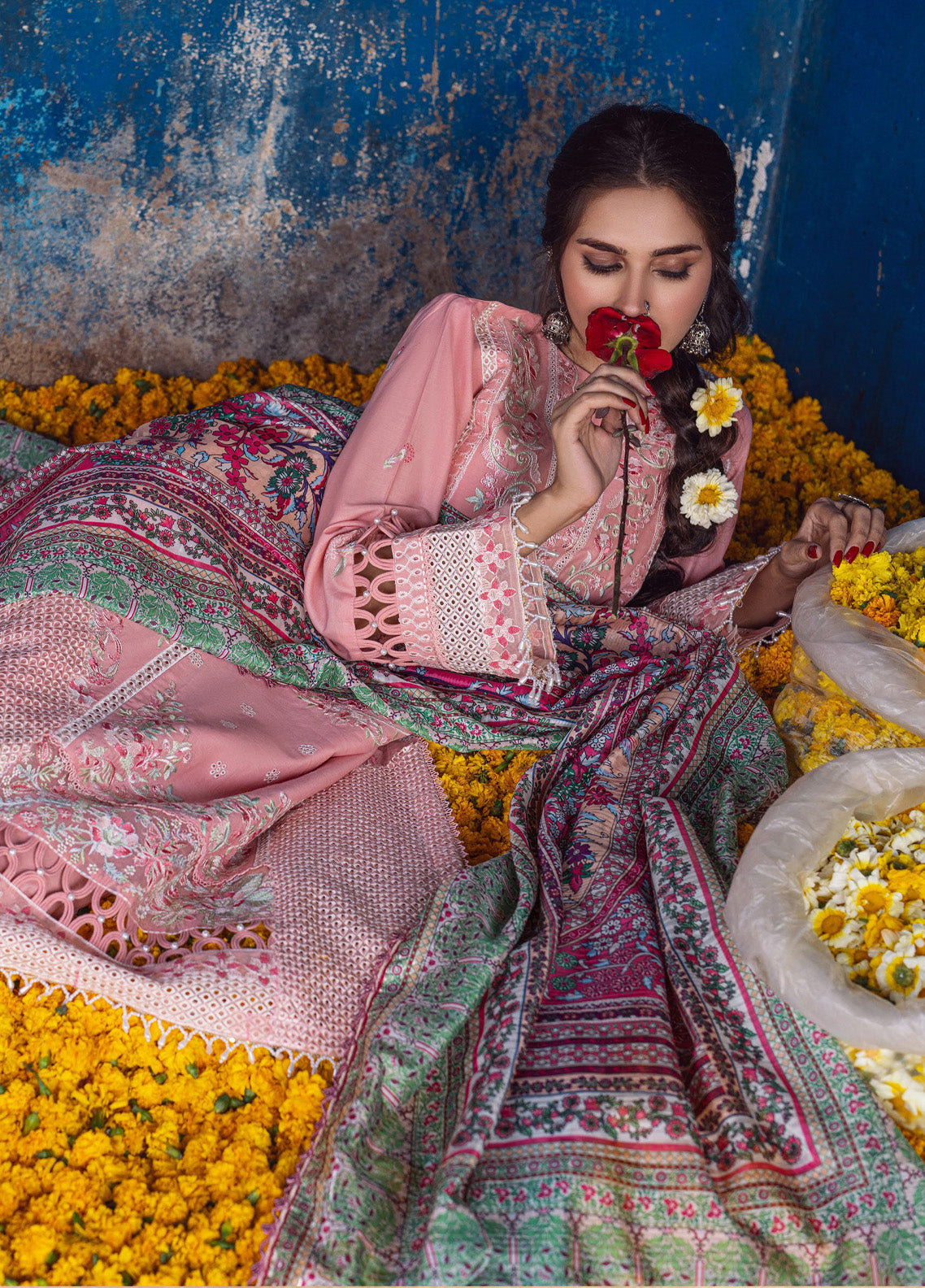 Sahakari By Sahane Chikankari Lawn 3 Piece Unstitched Suit S24SKCL CT-10004 MOHINI Sahakari By Sahane Chikankari Lawn 3 Piece Unstitched Suit S24SKCL CT-10004 MOHINI