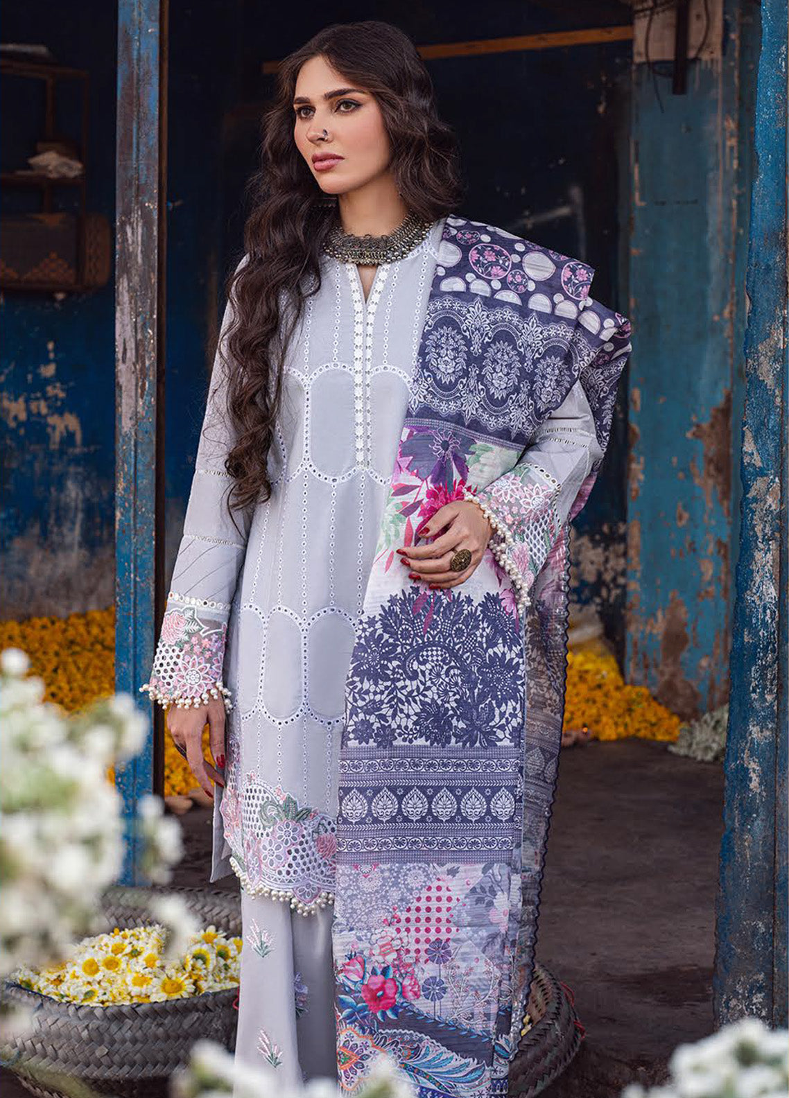Sahakari By Sahane Chikankari Lawn 3 Piece Unstitched Suit S24SKCL CT-10007 DASTAAN Sahakari By Sahane Chikankari Lawn 3 Piece Unstitched Suit S24SKCL CT-10007 DASTAAN