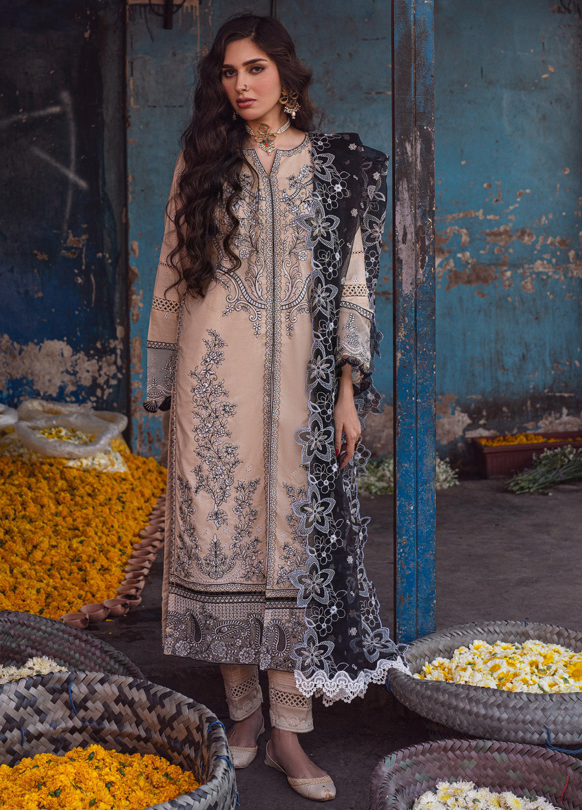 Sahakari By Sahane Chikankari Lawn 3 Piece Unstitched Suit S24SKCL CT-10009 GHAZAL Sahakari By Sahane Chikankari Lawn 3 Piece Unstitched Suit S24SKCL CT-10009 GHAZAL
