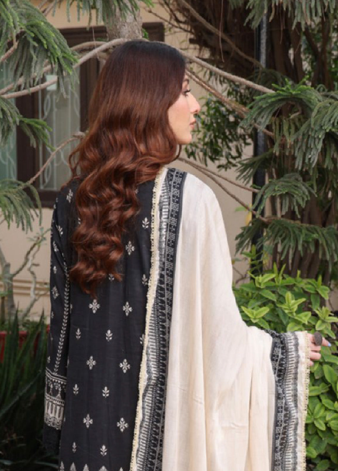 Satrangi By Schick Sequins Embroidered Digital Lawn 3 Piece Unstitched Suit S24SEDL-03 Satrangi By Schick Sequins Embroidered Digital Lawn 3 Piece Unstitched Suit S24SEDL-03