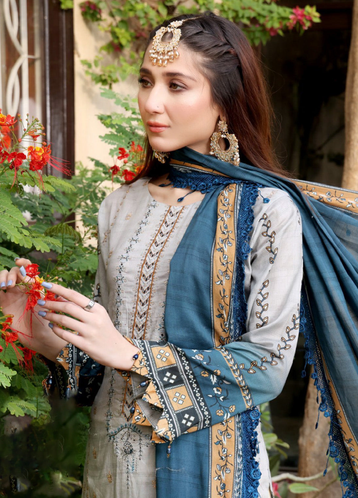 Satrangi By Schick Sequins Embroidered Digital Lawn 3 Piece Unstitched Suit S24SEDL-07 Satrangi By Schick Sequins Embroidered Digital Lawn 3 Piece Unstitched Suit S24SEDL-07