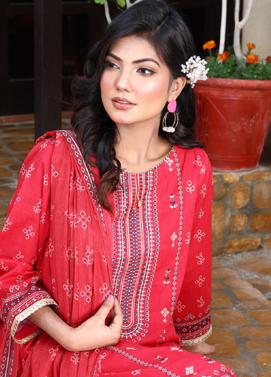 Shirley By MTF Embroidered Digital Lawn 3 Piece Unstitched Suit MTF24SEDPL-01 Shirley By MTF Embroidered Digital Lawn 3 Piece Unstitched Suit MTF24SEDPL-01