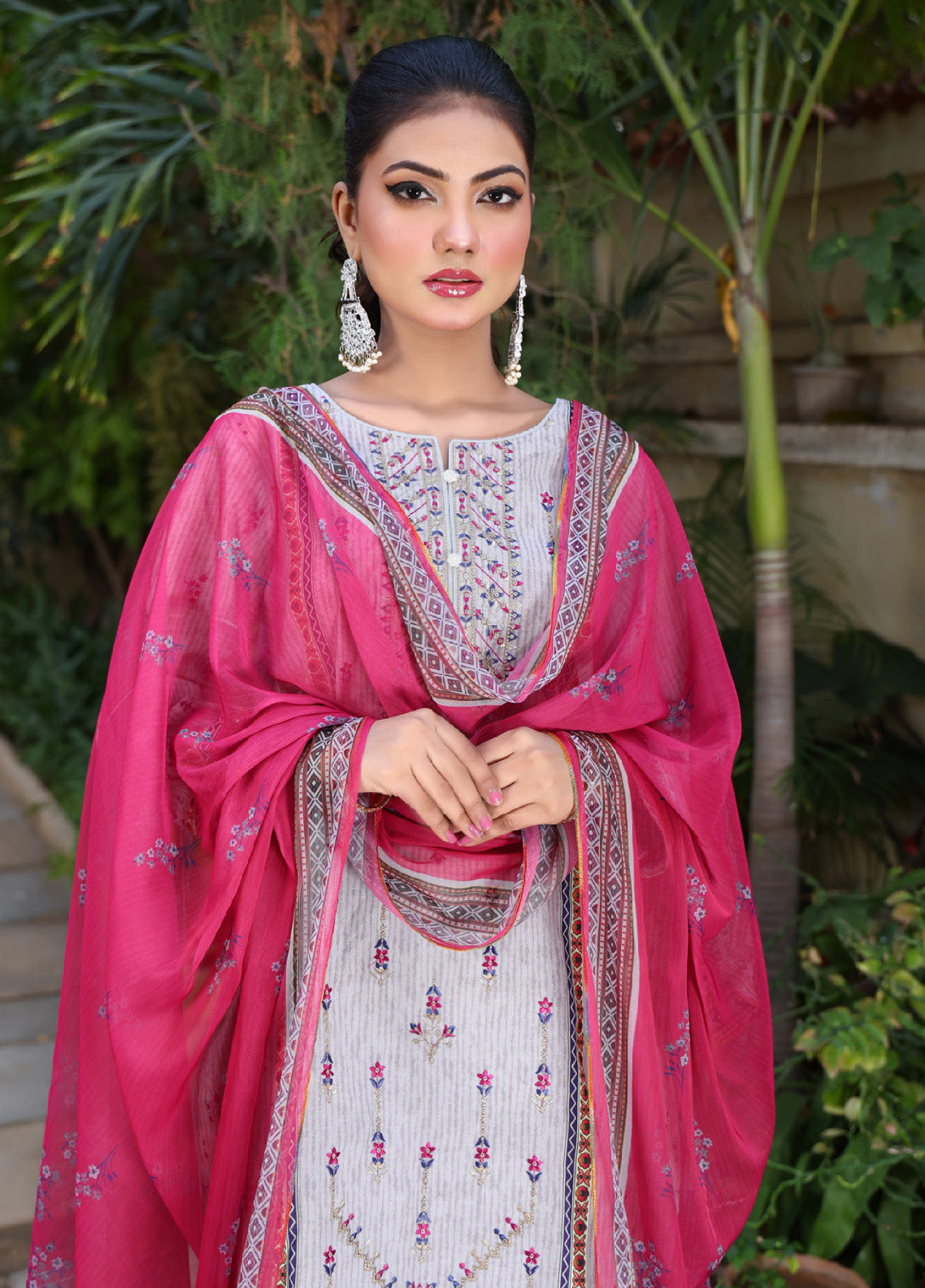 Shirley By MTF Embroidered Digital Lawn 3 Piece Unstitched Suit MTF24SEDPL-07 Shirley By MTF Embroidered Digital Lawn 3 Piece Unstitched Suit MTF24SEDPL-07