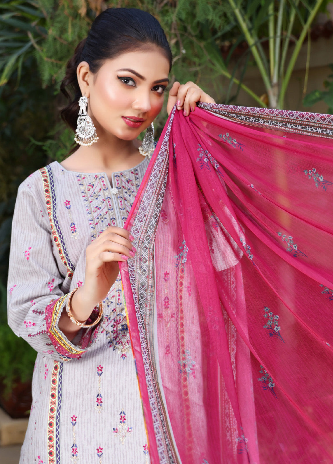 Shirley By MTF Embroidered Digital Lawn 3 Piece Unstitched Suit MTF24SEDPL-07 Shirley By MTF Embroidered Digital Lawn 3 Piece Unstitched Suit MTF24SEDPL-07