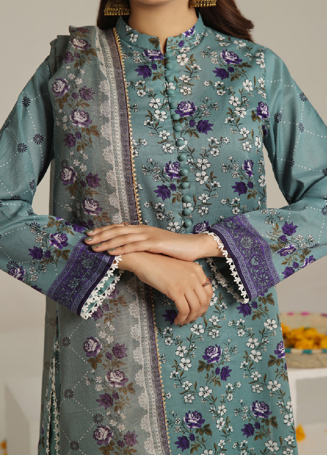 Sufina's By VS Textile Printed Lawn With Zari Dupatta 3 Piece Unstitched Suit VS24SPLZD-398 Sufina's By VS Textile Printed Lawn With Zari Dupatta 3 Piece Unstitched Suit VS24SPLZD-398